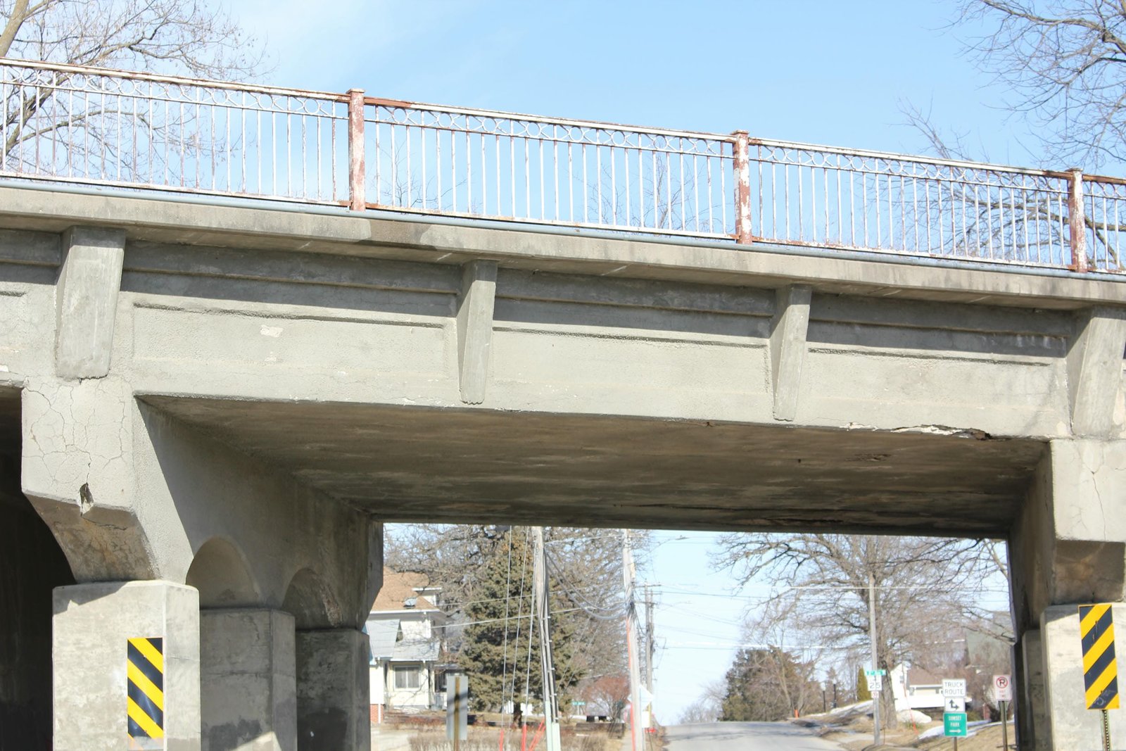 Center span